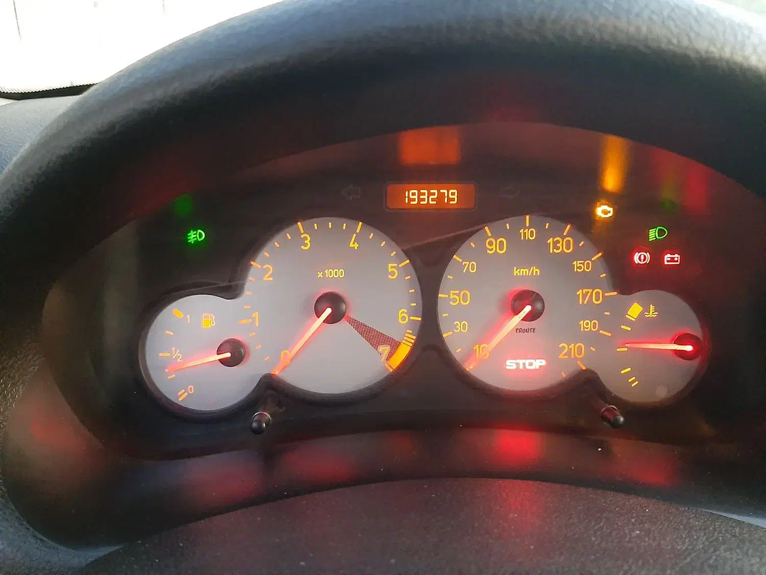 خودرو پژو، ۲۰۶ صندوق دار آگهی ann_20905574