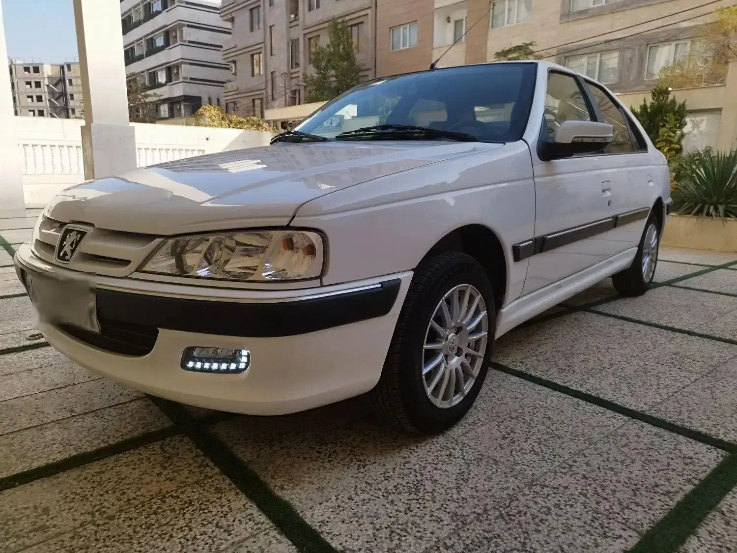 پژو پارس ELX-XU7P سفارشی - 1402