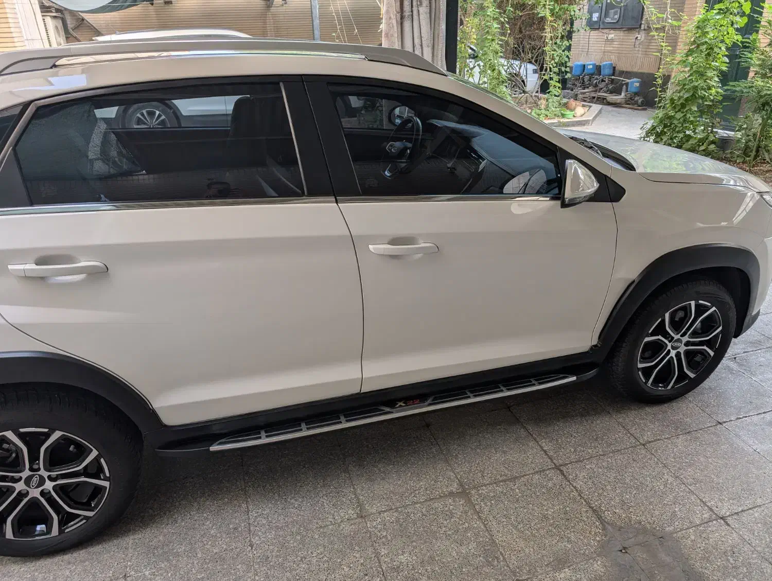 ام وی ام X22 پرو دنده‌ای - 1403