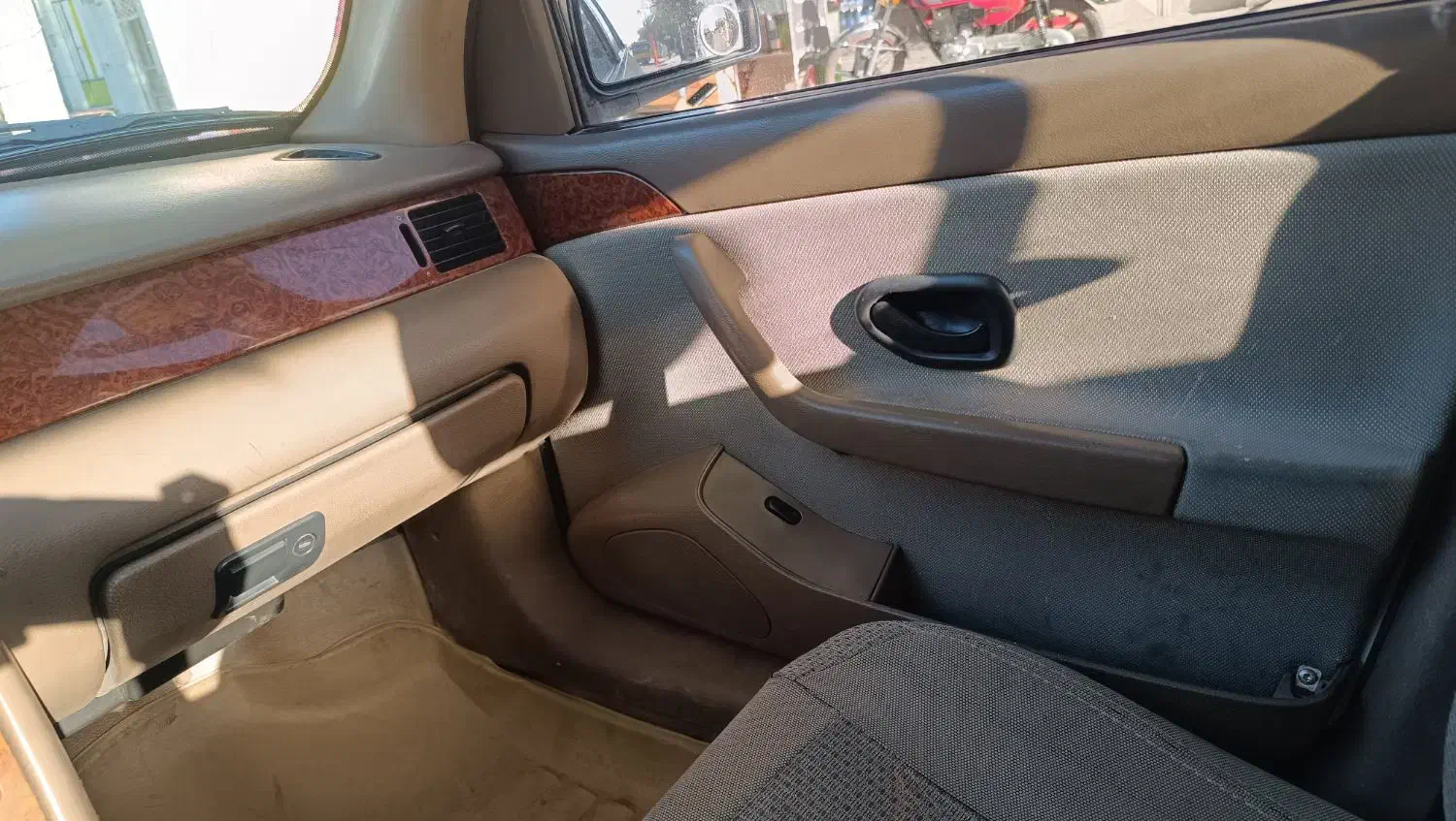 سمند LX XU7 - 1386