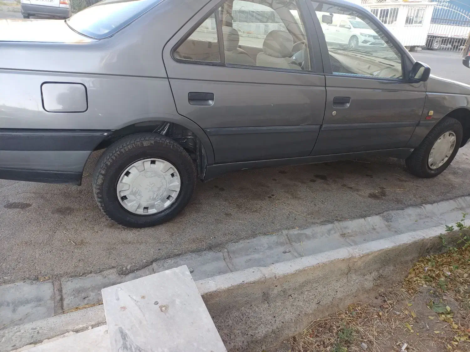 پژو 405 GLX - 1392