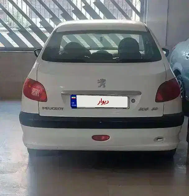 پژو ۲۰۶ صندوق دار v8 - 1396