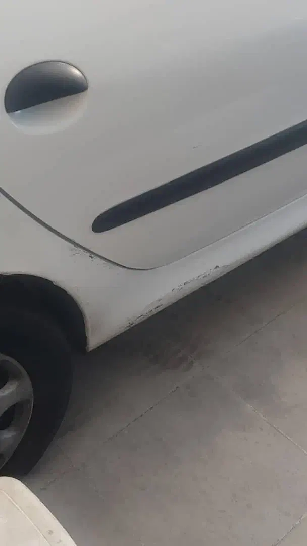 پژو ۲۰۶ صندوق دار v8 - 1396