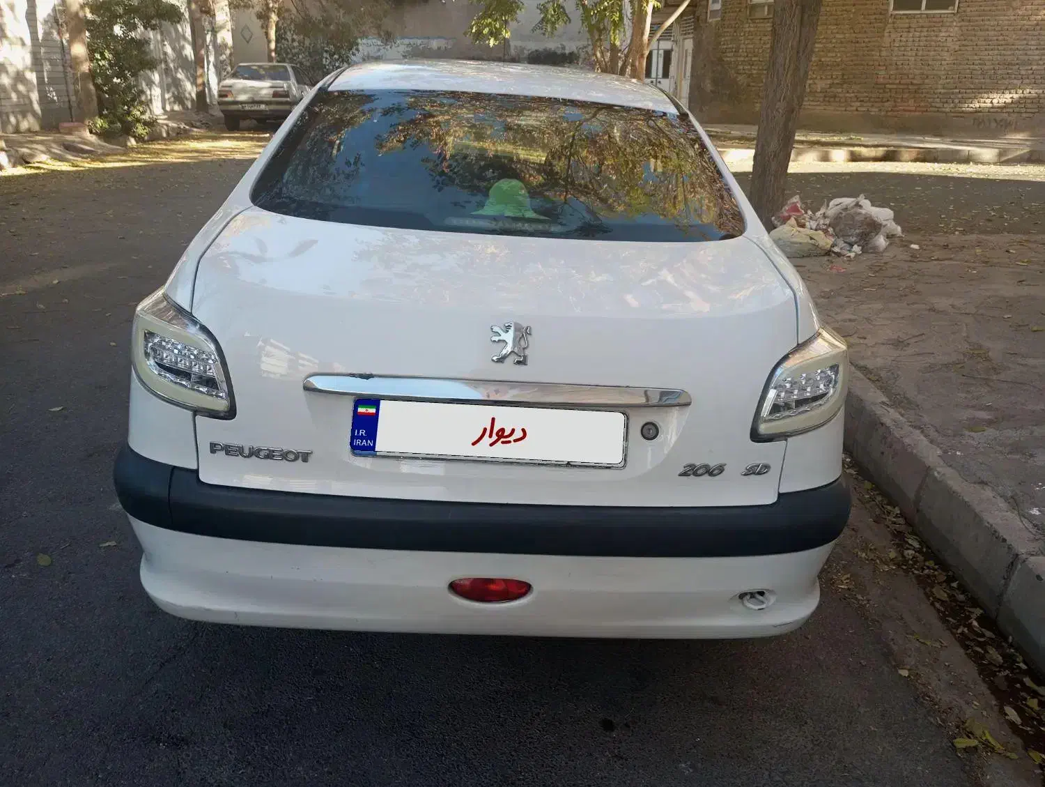 پژو ۲۰۶ صندوق دار v8 - 1387