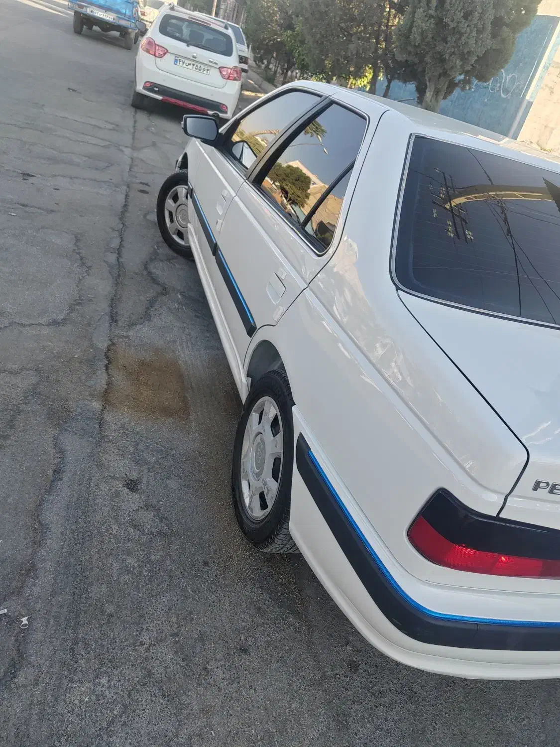 پژو پارس XU7P - 1402