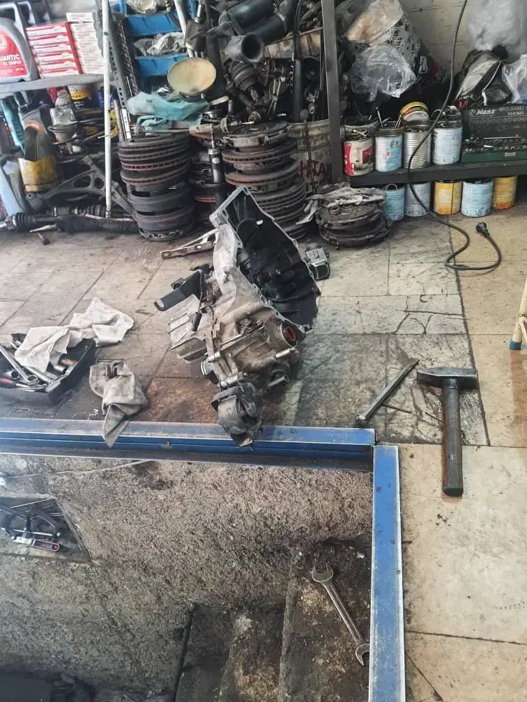 ساینا S دنده‌ای معمولی - 1400