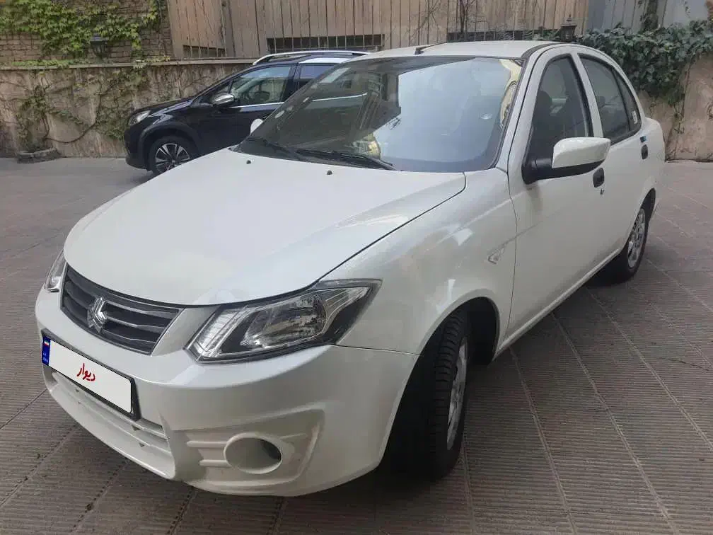 ساینا S دنده‌ای معمولی - 1400