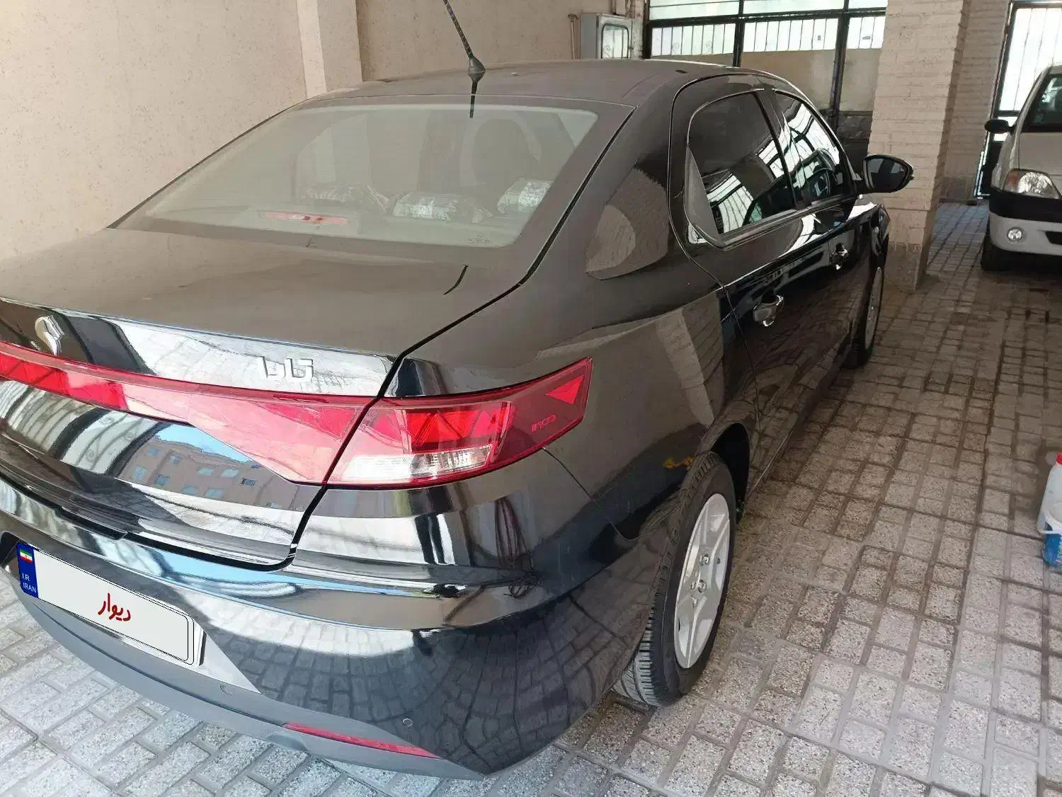 تارا دنده‌ای v1 پلاس ۶ دنده - 1402