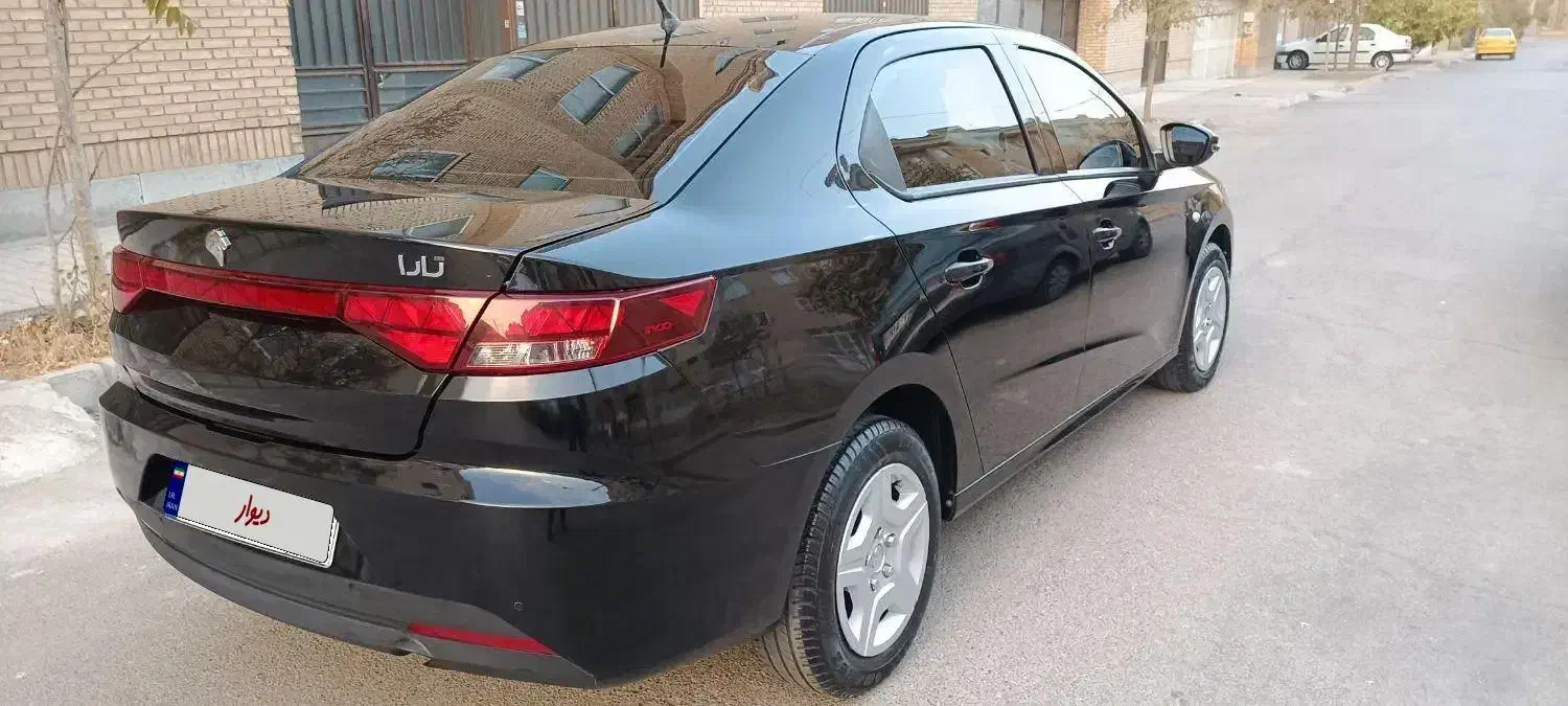 تارا دنده‌ای v1 پلاس ۶ دنده - 1402