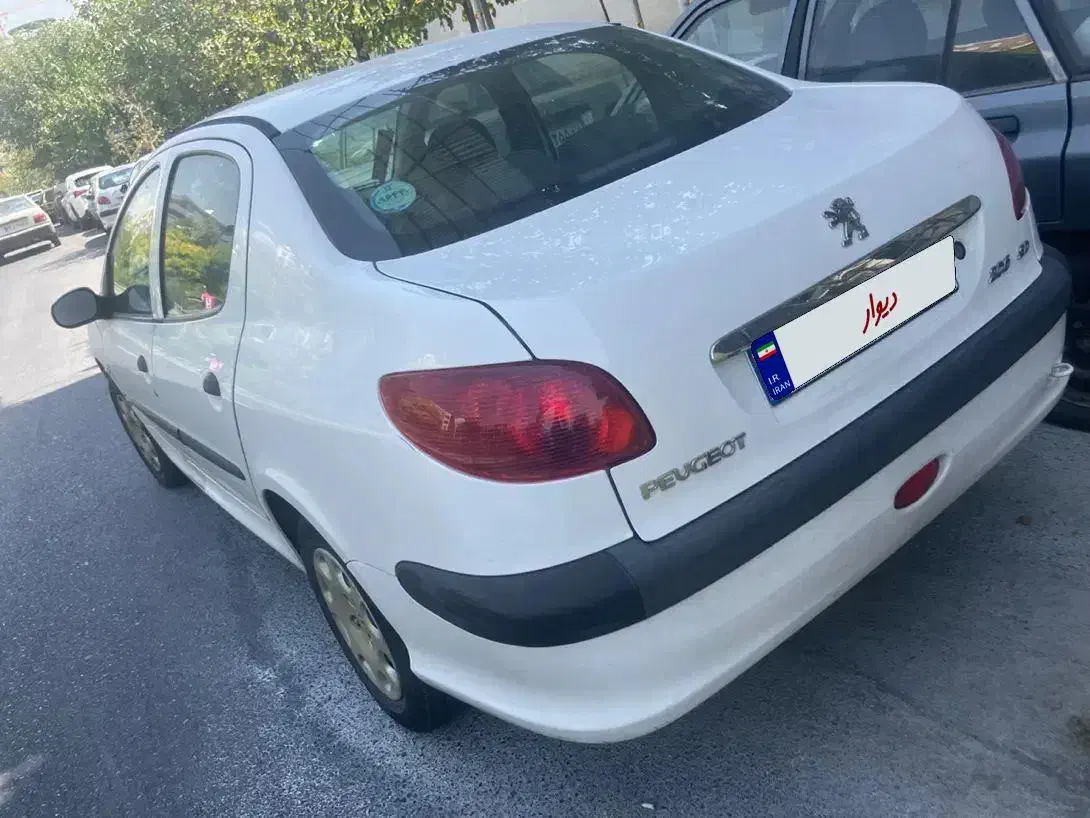 پژو ۲۰۶ صندوق دار v8 - 1399
