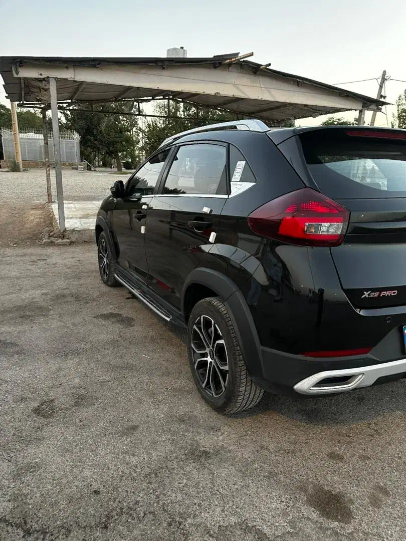 ام وی ام X22 پرو دنده‌ای - 1401