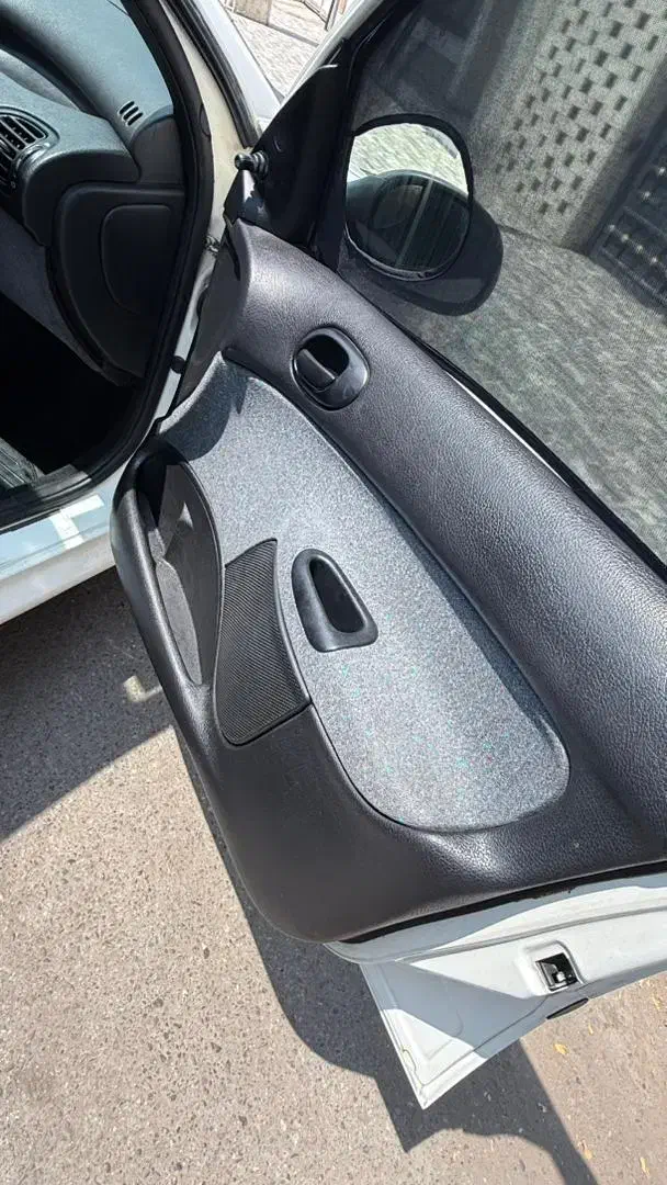 پژو 206 تیپ 2 - 1390