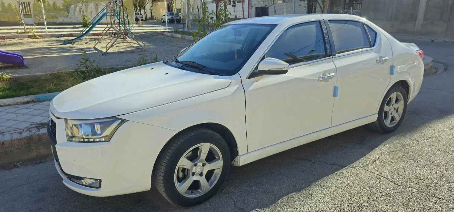 دنا پلاس ۵ دنده EF7 - 1402