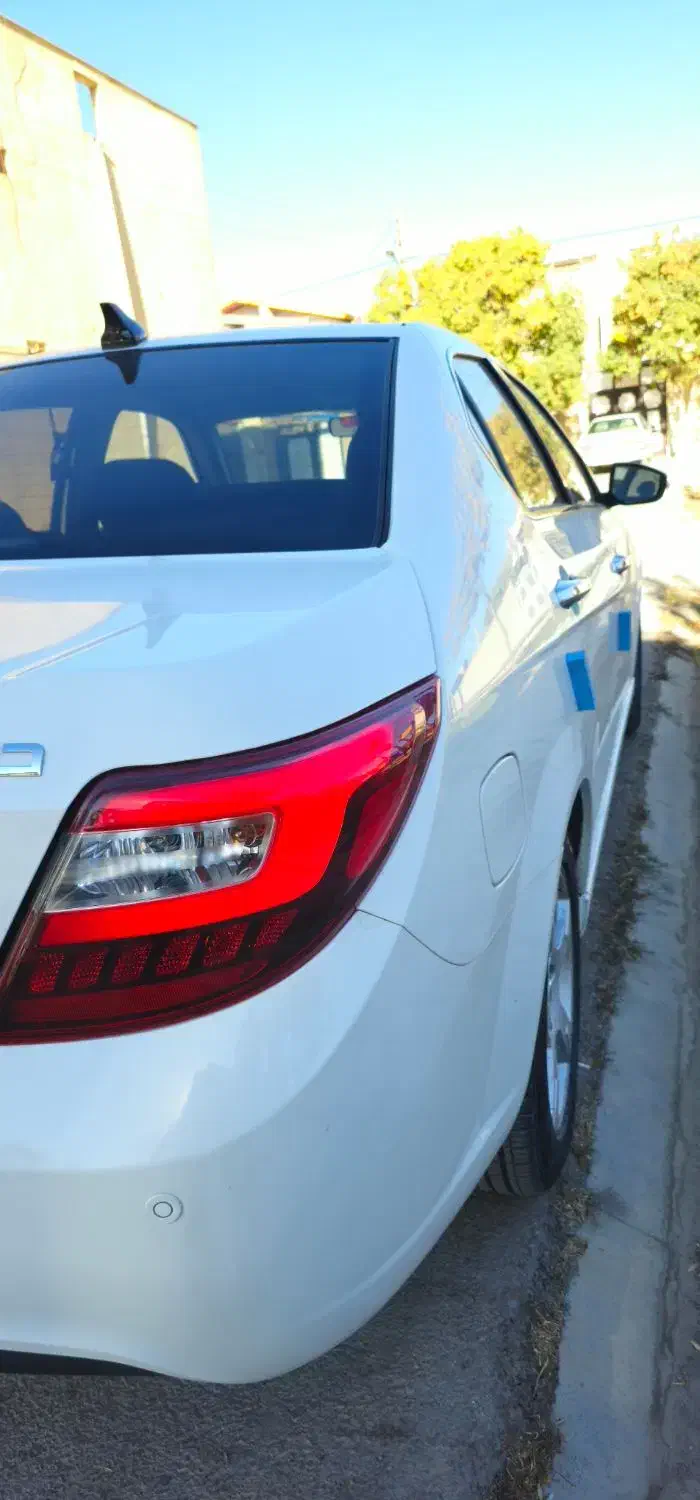 دنا پلاس ۵ دنده EF7 - 1402