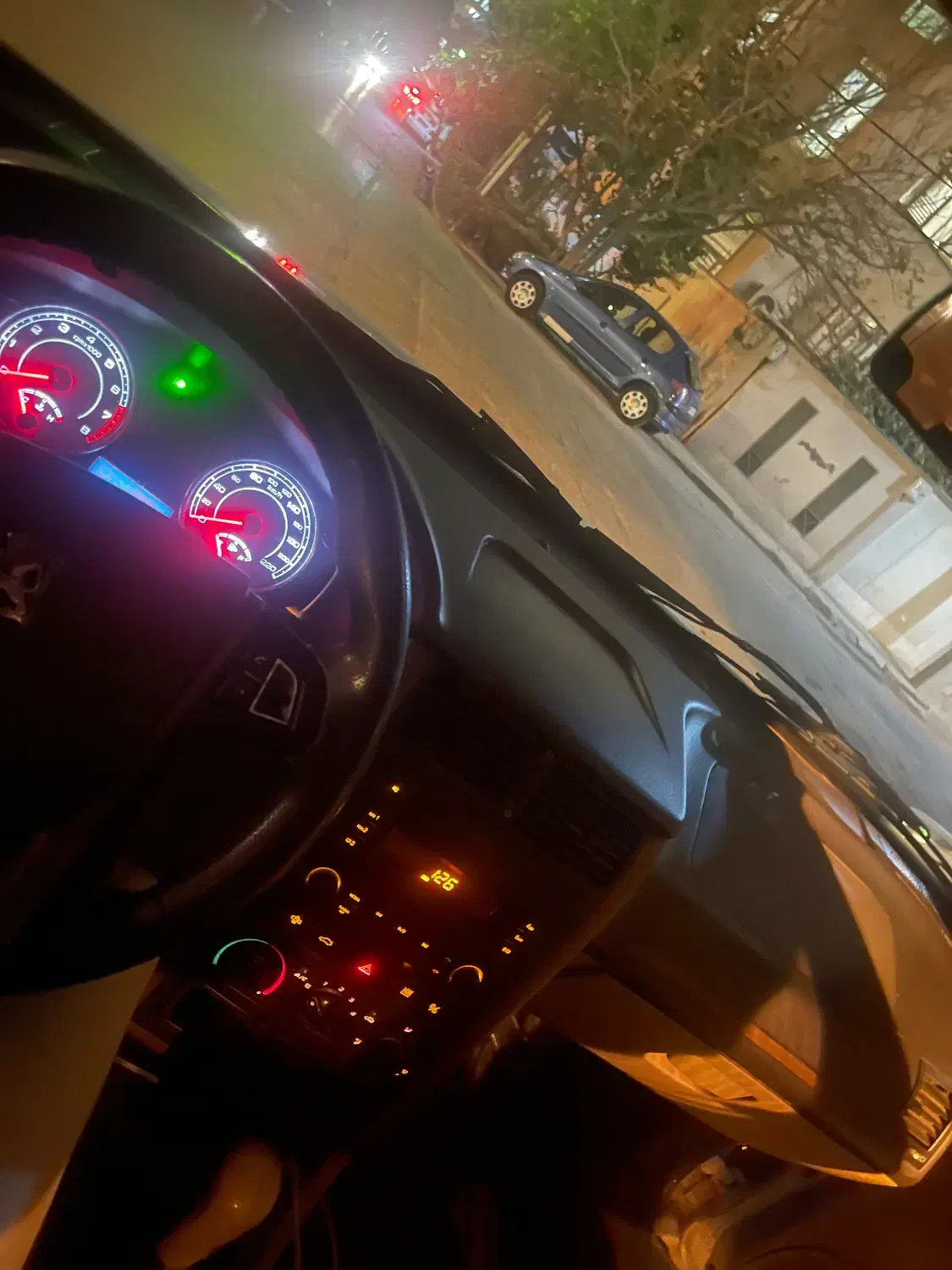 پژو پارس XU7ساده - 1389