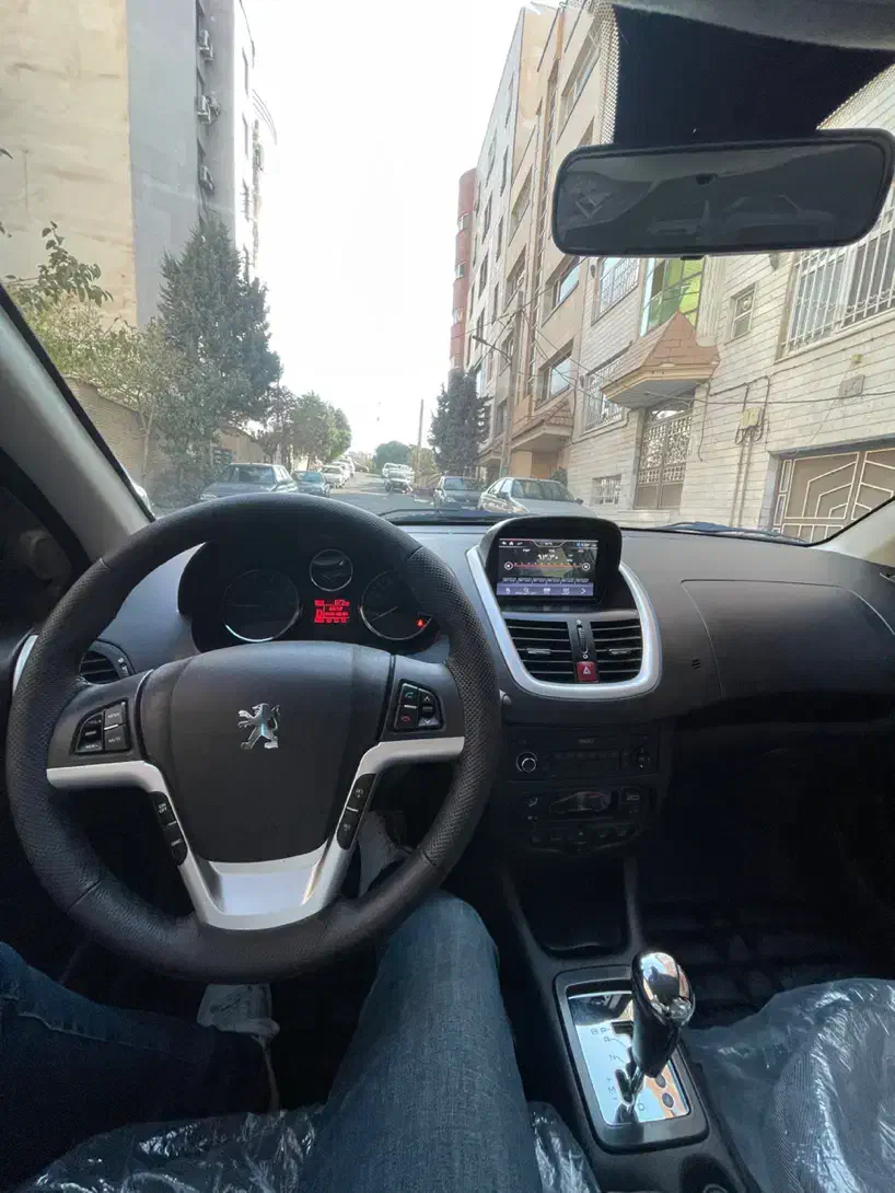 پژو 207 اتوماتیک TU5P - 1404