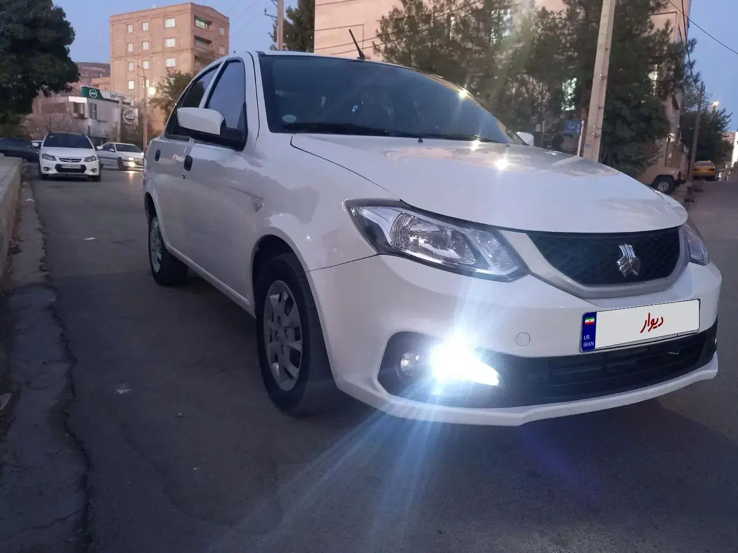 ساینا S دنده‌ای معمولی - 1400