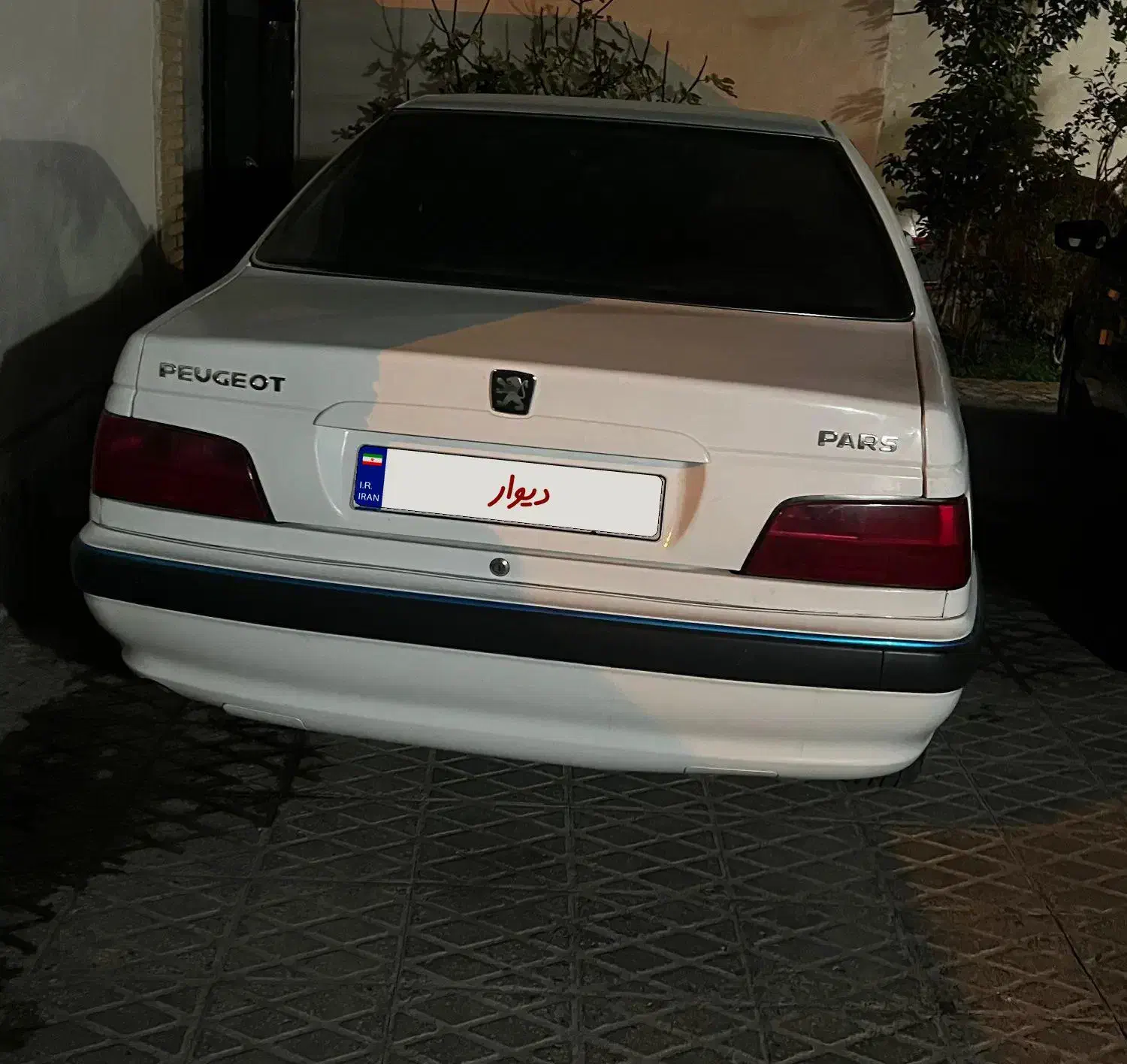 پژو پارس XU7P - 1401