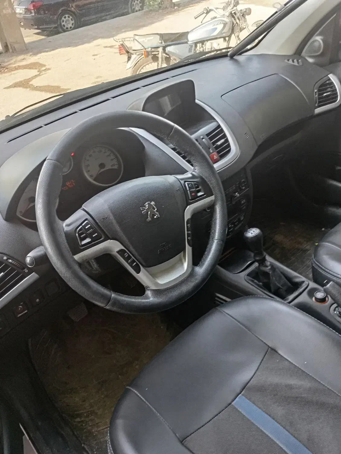 پژو 207 پانوراما دنده‌ای - 1401