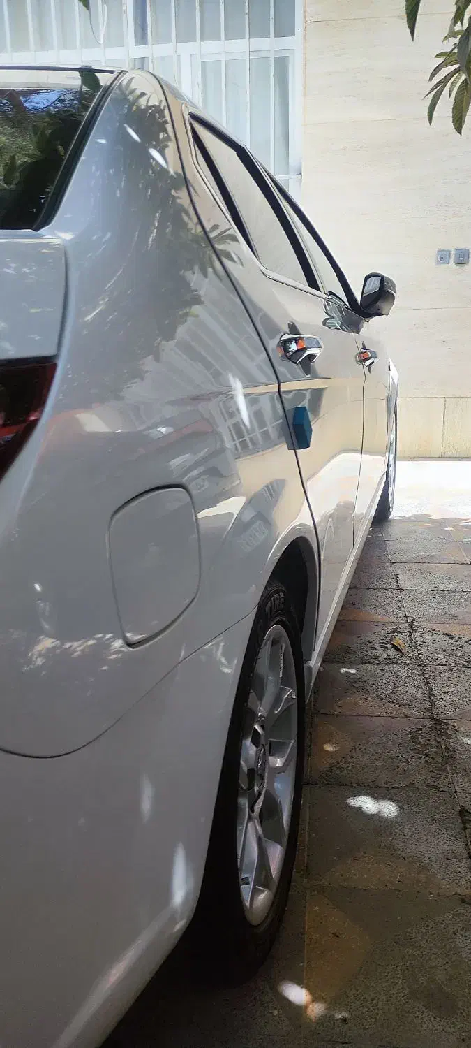 دنا پلاس توربو اتوماتیک - 1402