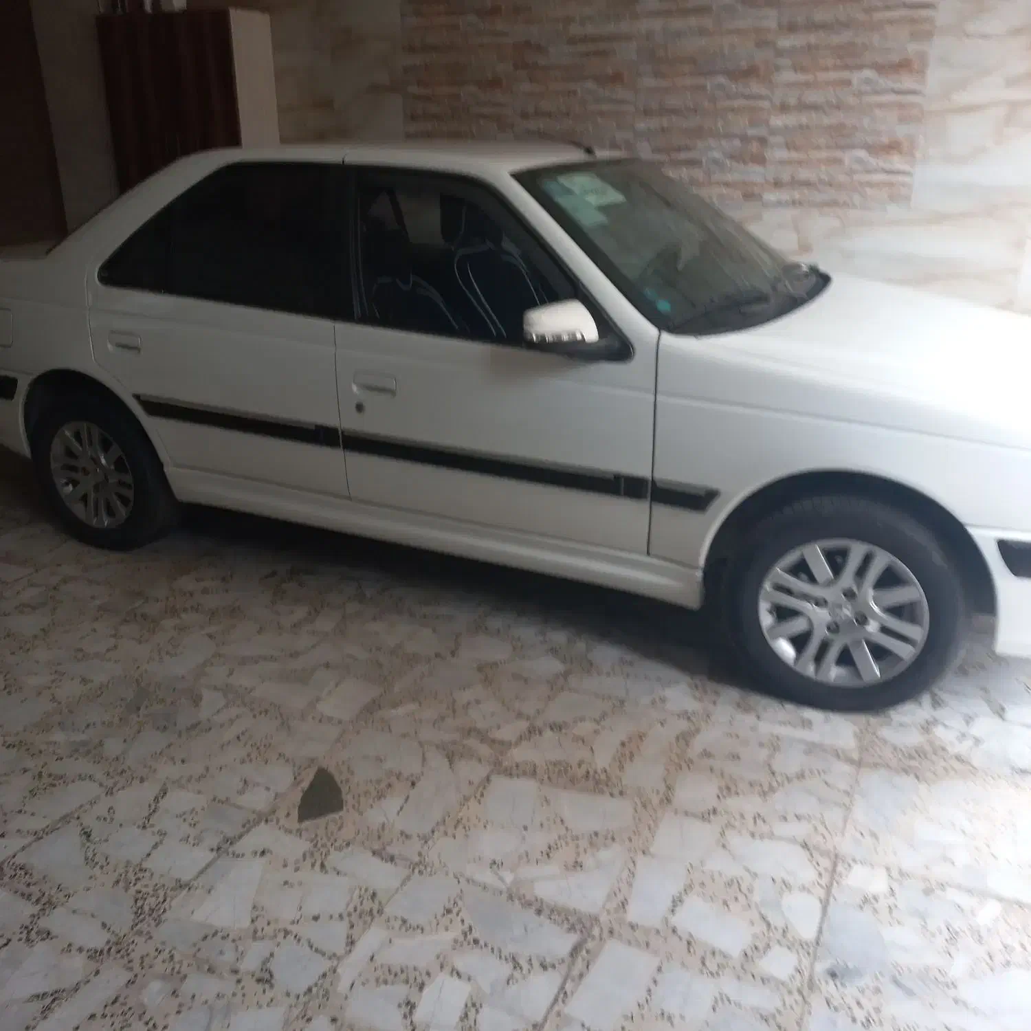 پژو پارس XU7P - 1401