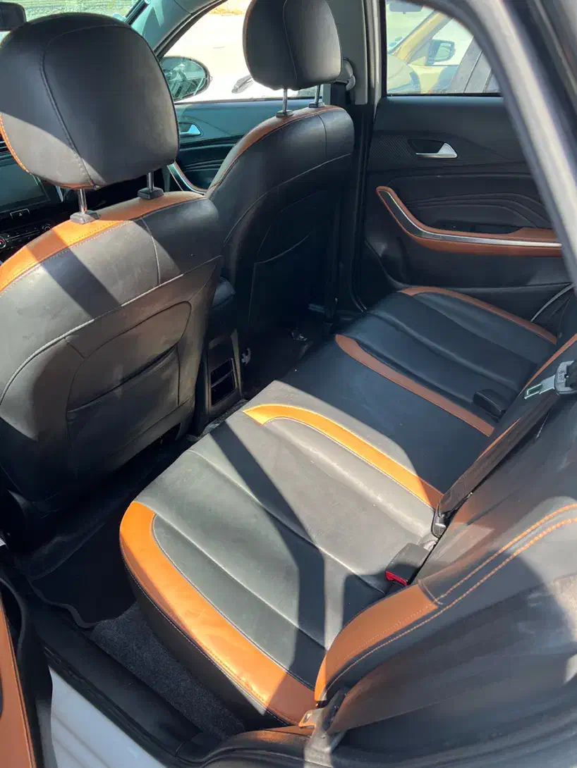 ام وی ام X22 اتوماتیک اسپرت - 1400