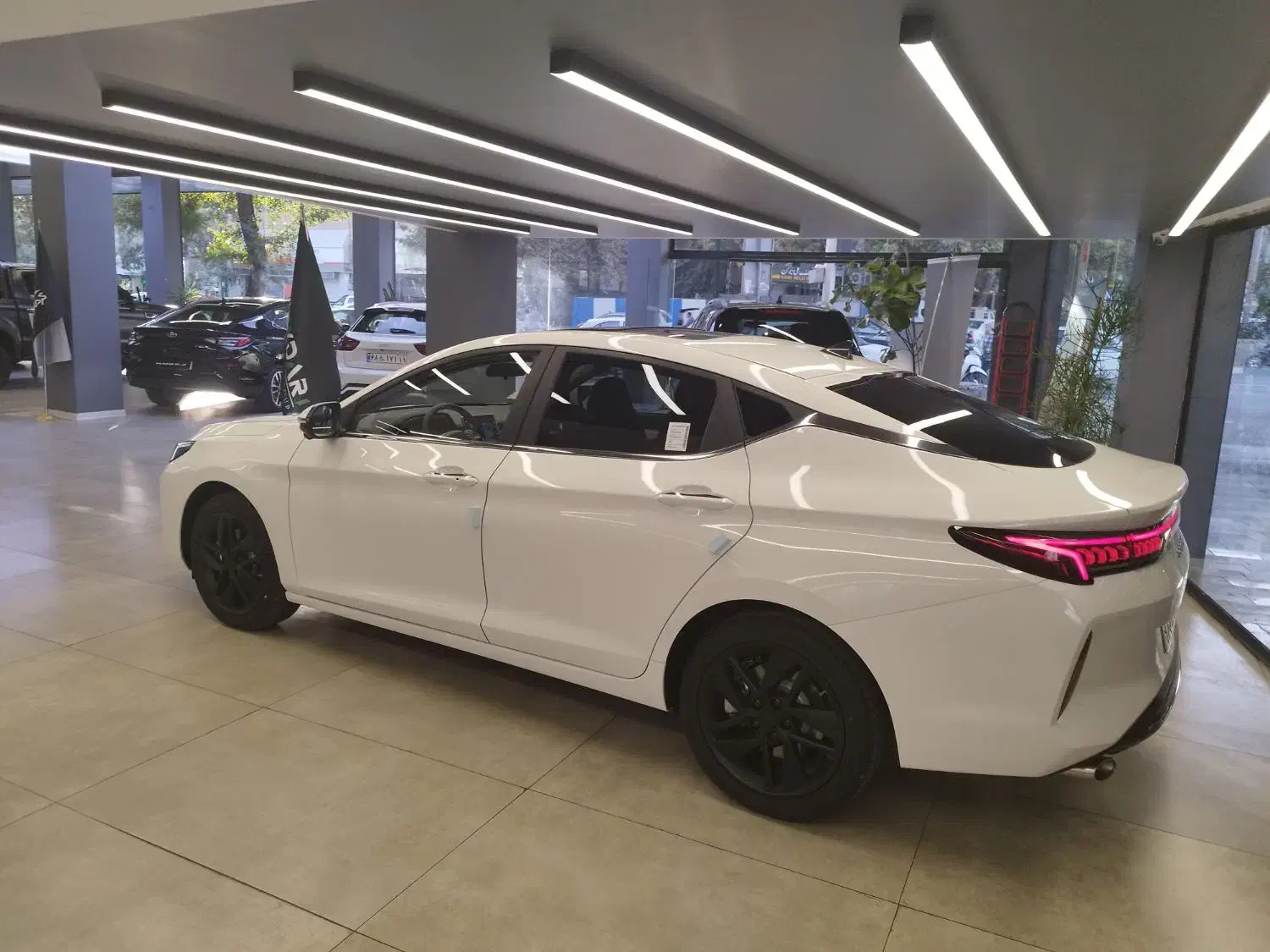 کی ام سی J7 اتوماتیک - 1404