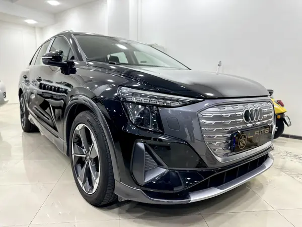 آئودی الکتریکی Q5 ۴۰ - 2024