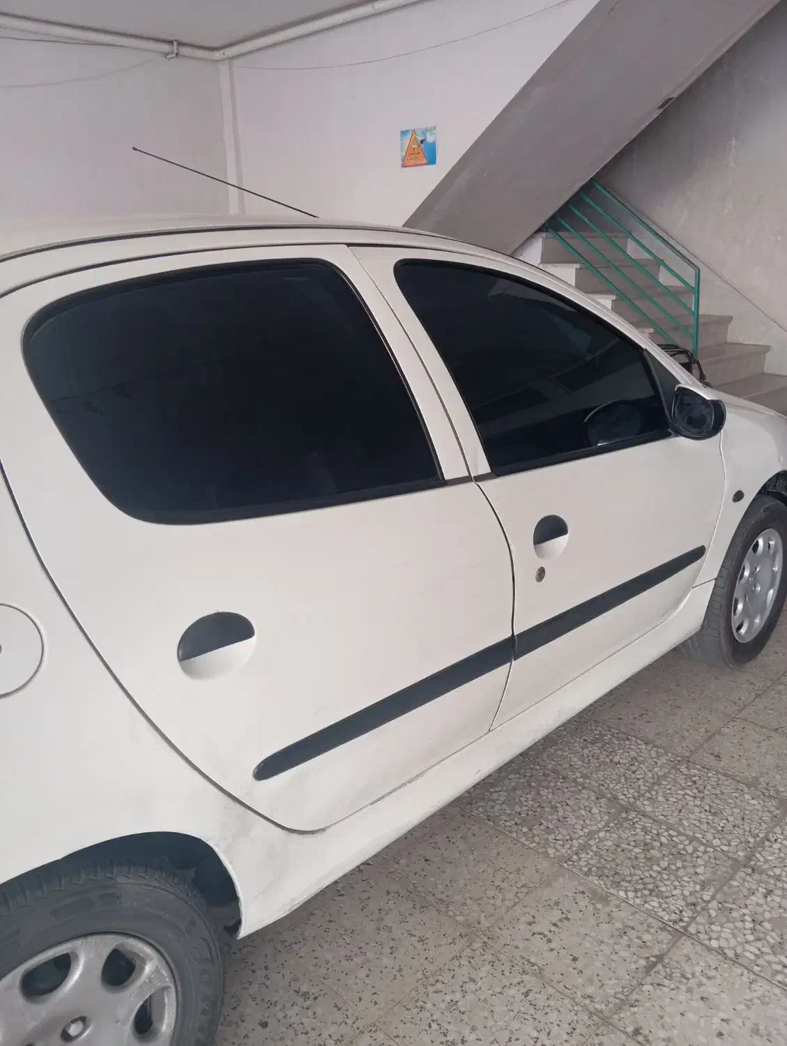 پژو ۲۰۶ صندوق دار v2 - 1389