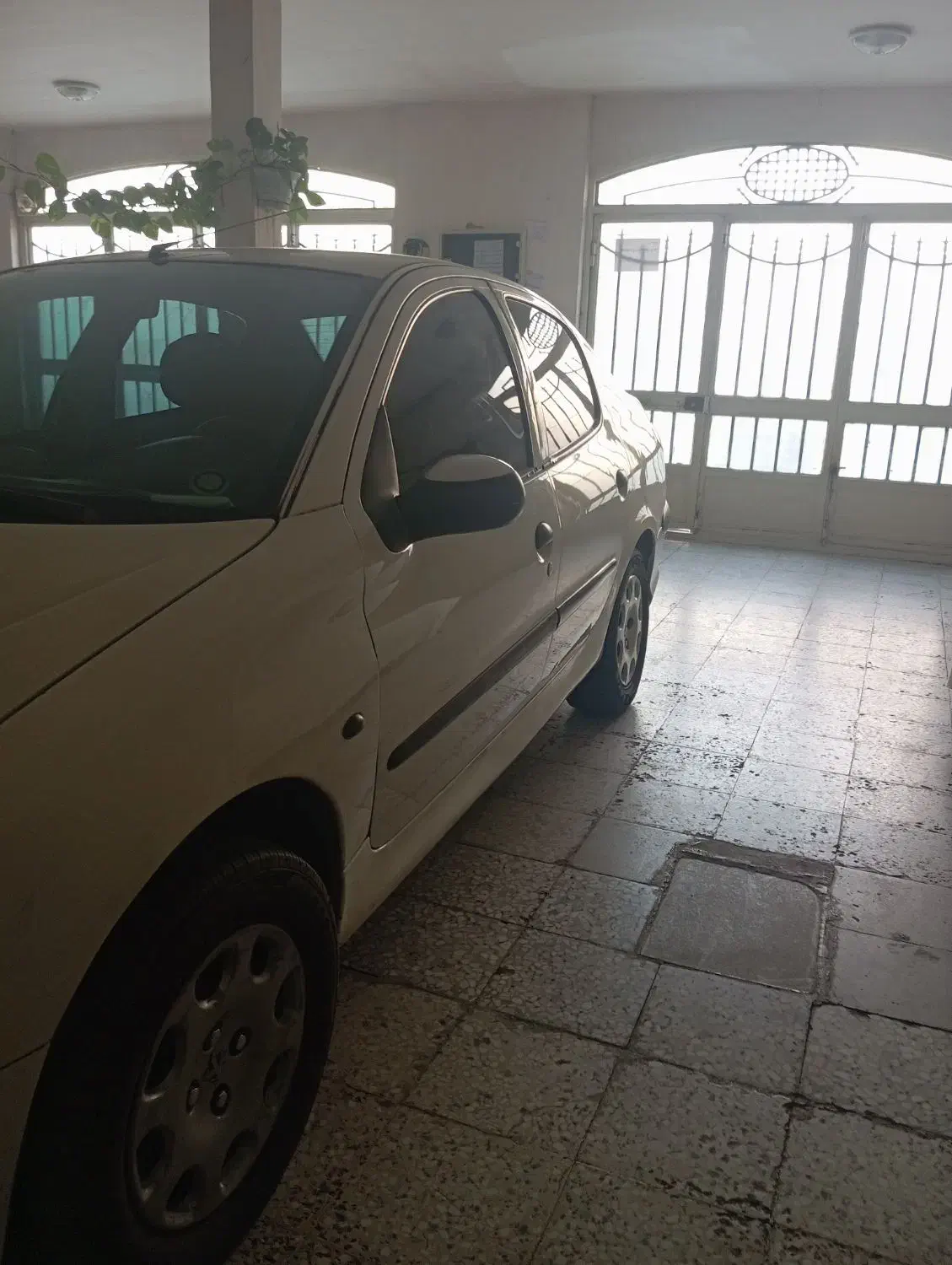 پژو ۲۰۶ صندوق دار v2 - 1389