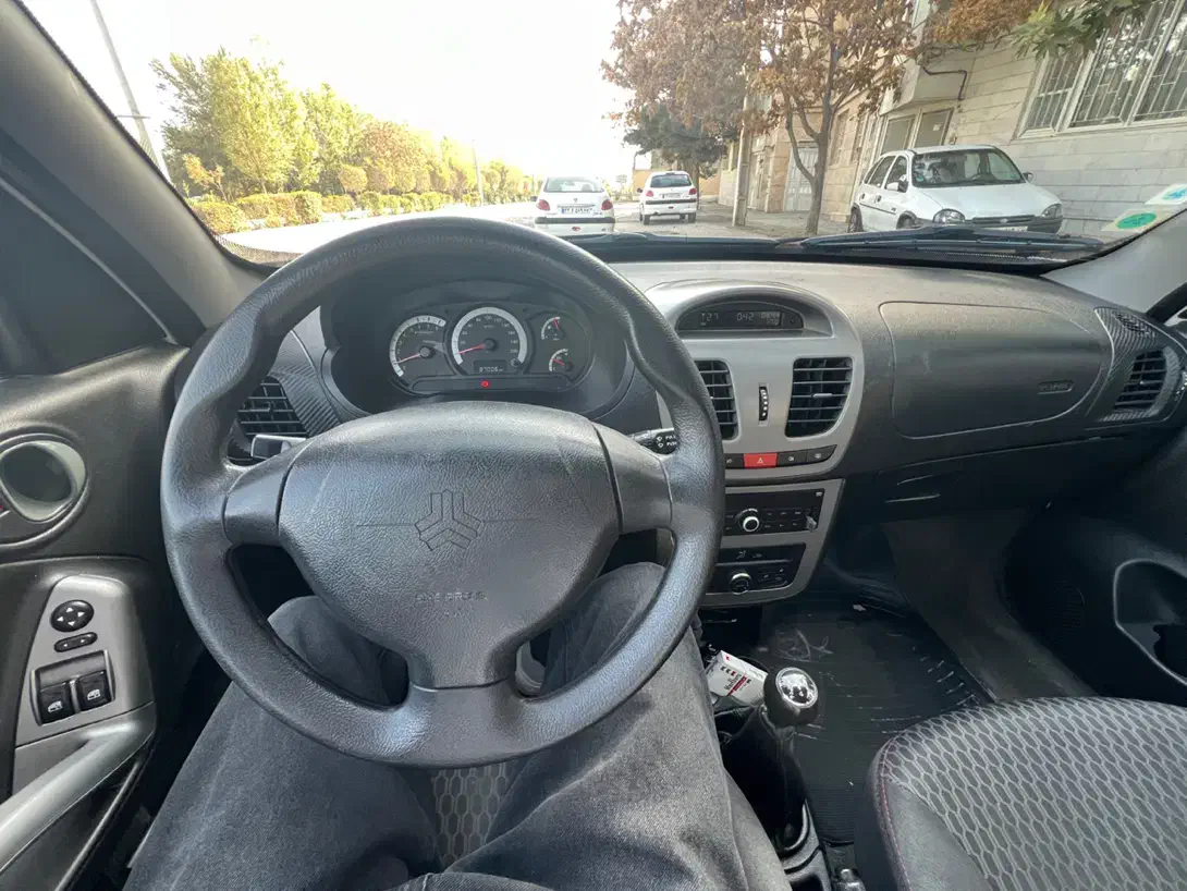 کوییک R دنده‌ای - 1399