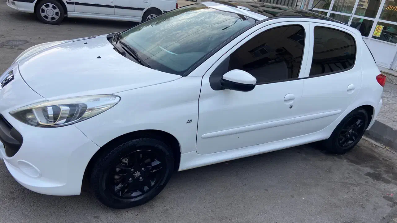 پژو 207 پانوراما دنده‌ای - 1402