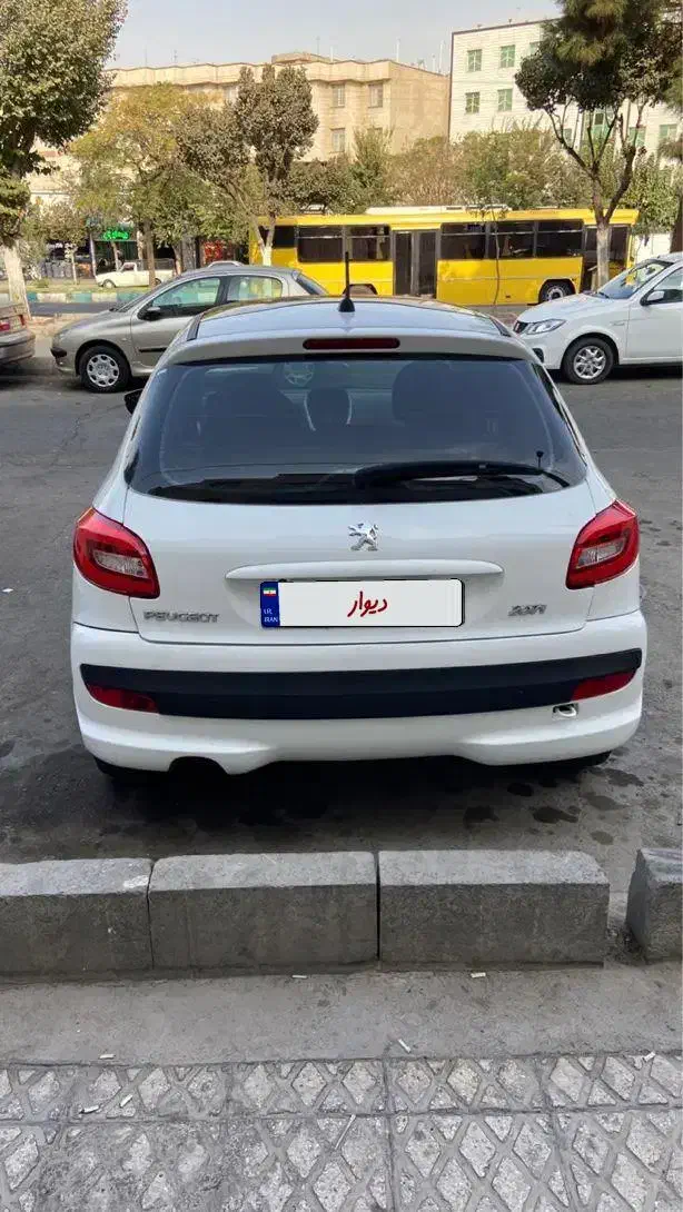 پژو 207 پانوراما دنده‌ای - 1402