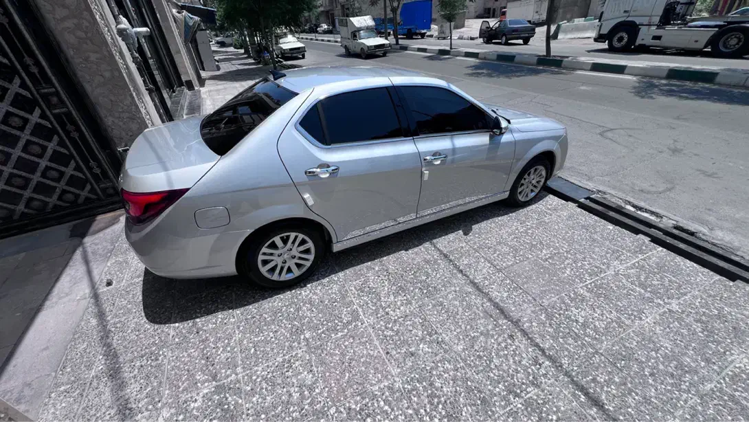 دنا پلاس تیپ ۲ سانروف ۴ ایربگ - 1399