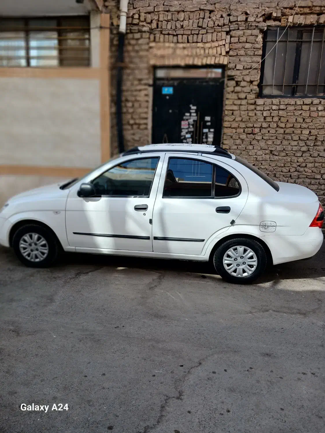 تیبا صندوق دار SX - 1398