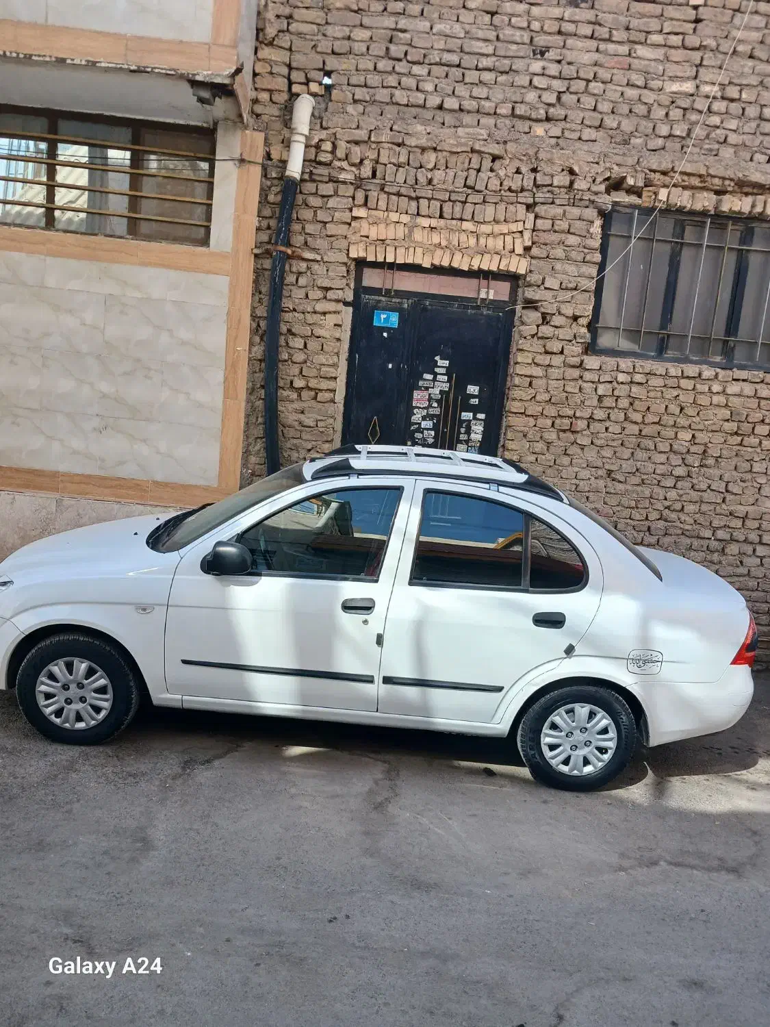 تیبا صندوق دار SX - 1398