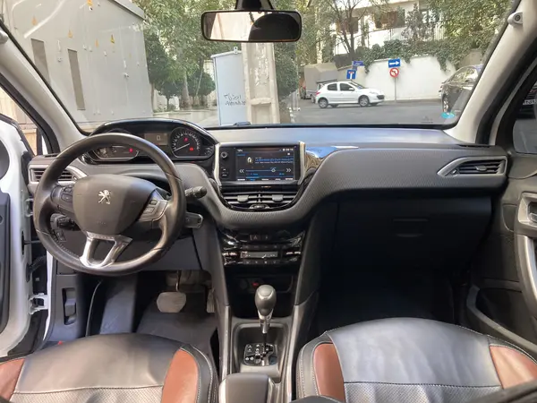 پژو 2008 اتوماتیک - 1398