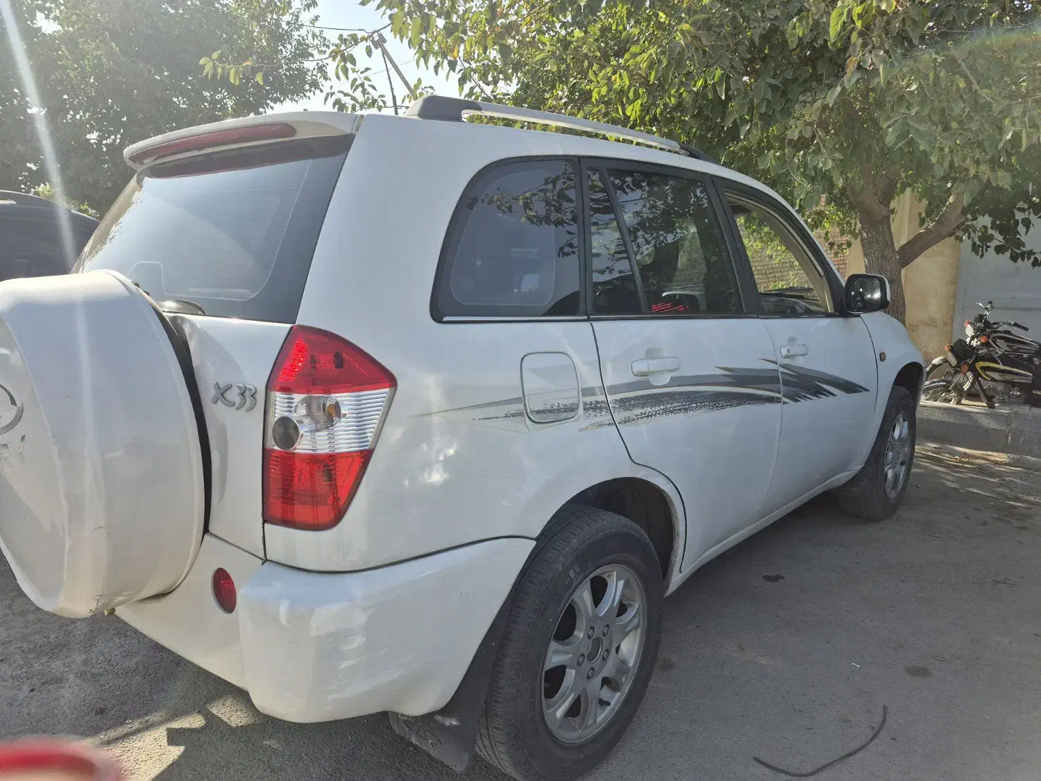 خودرو ام وی ام، X33 آگهی ann_20907141