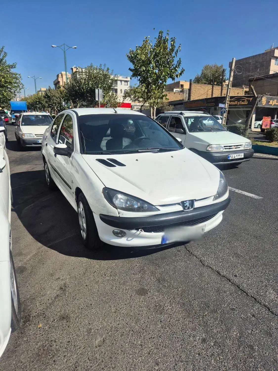 پژو ۲۰۶ صندوق دار v8 - 1390