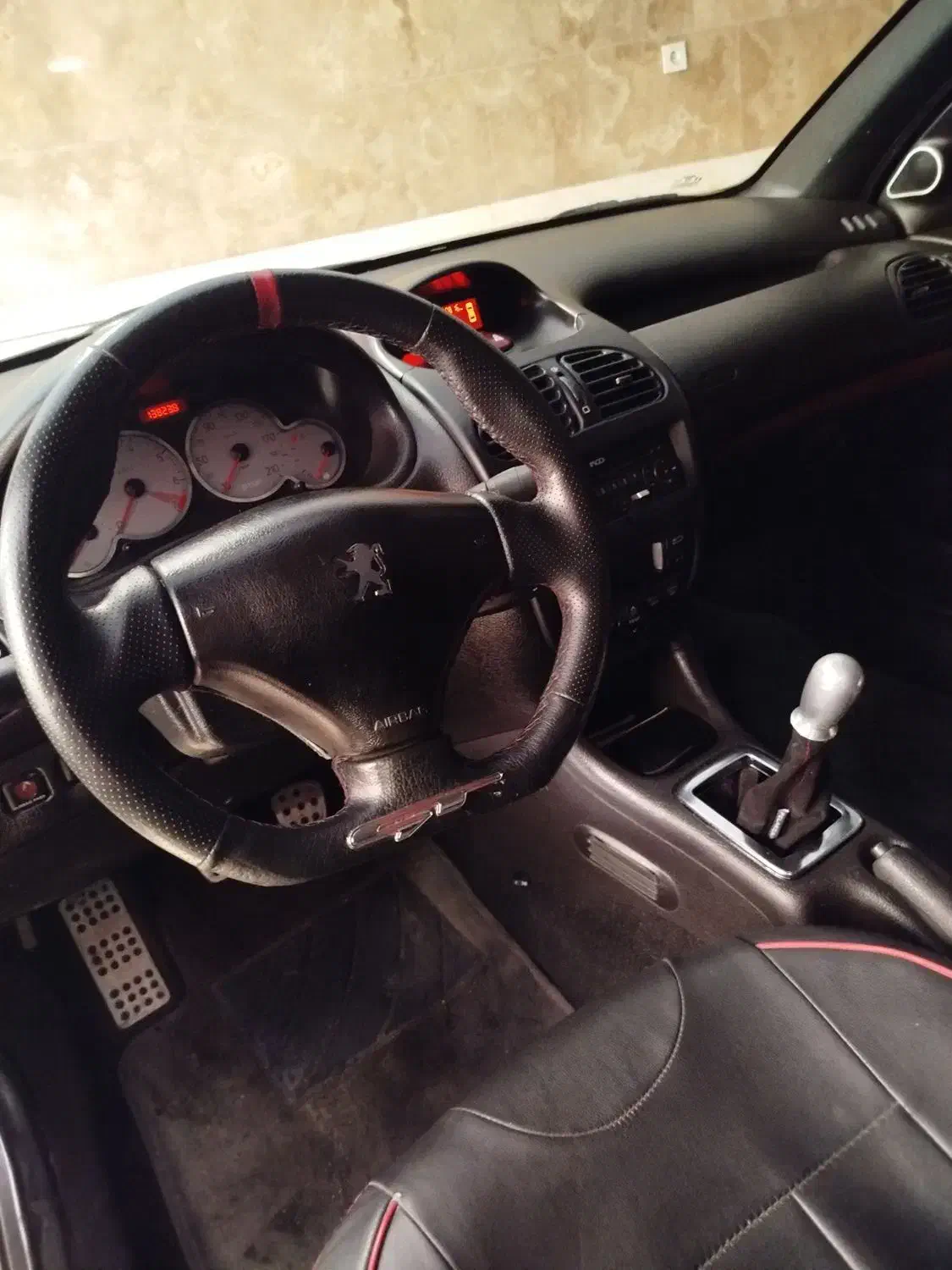 پژو 206 تیپ 5 - 1395