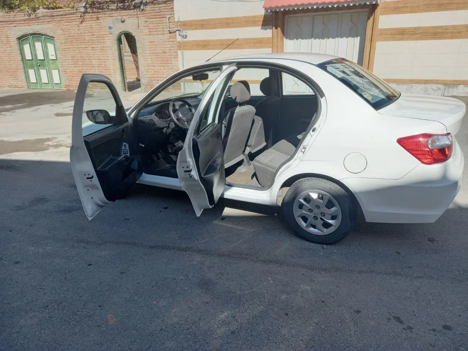 ساینا S دنده‌ای دوگانه سوز - 1402