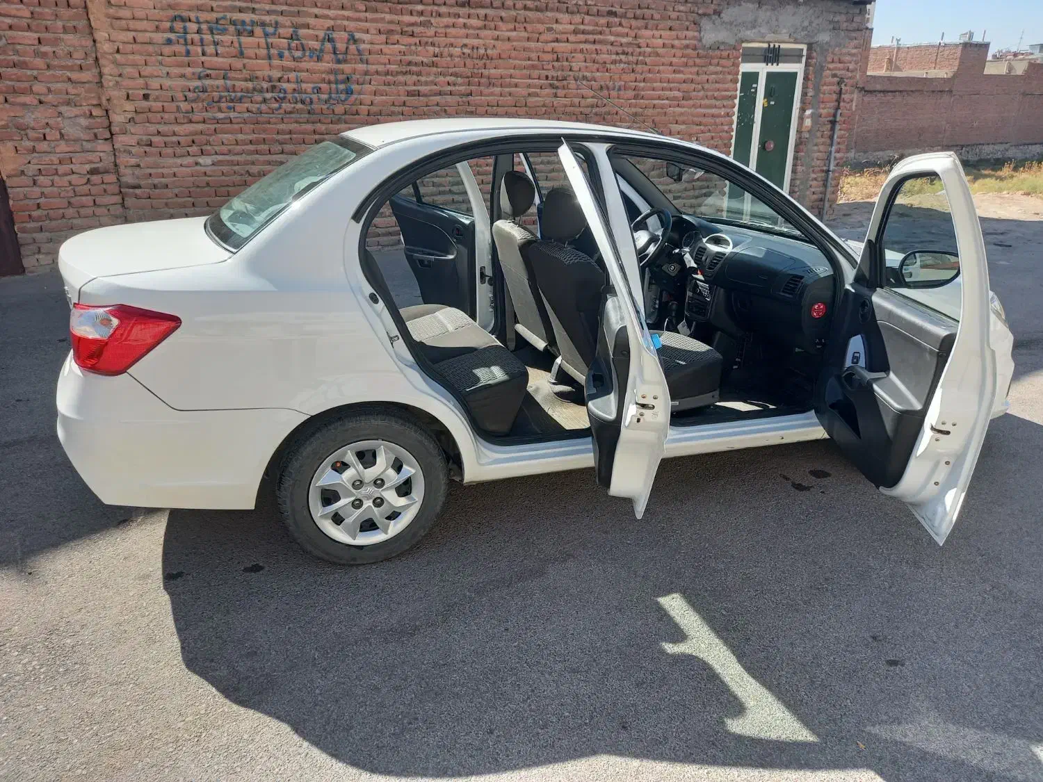 ساینا S دنده‌ای دوگانه سوز - 1402