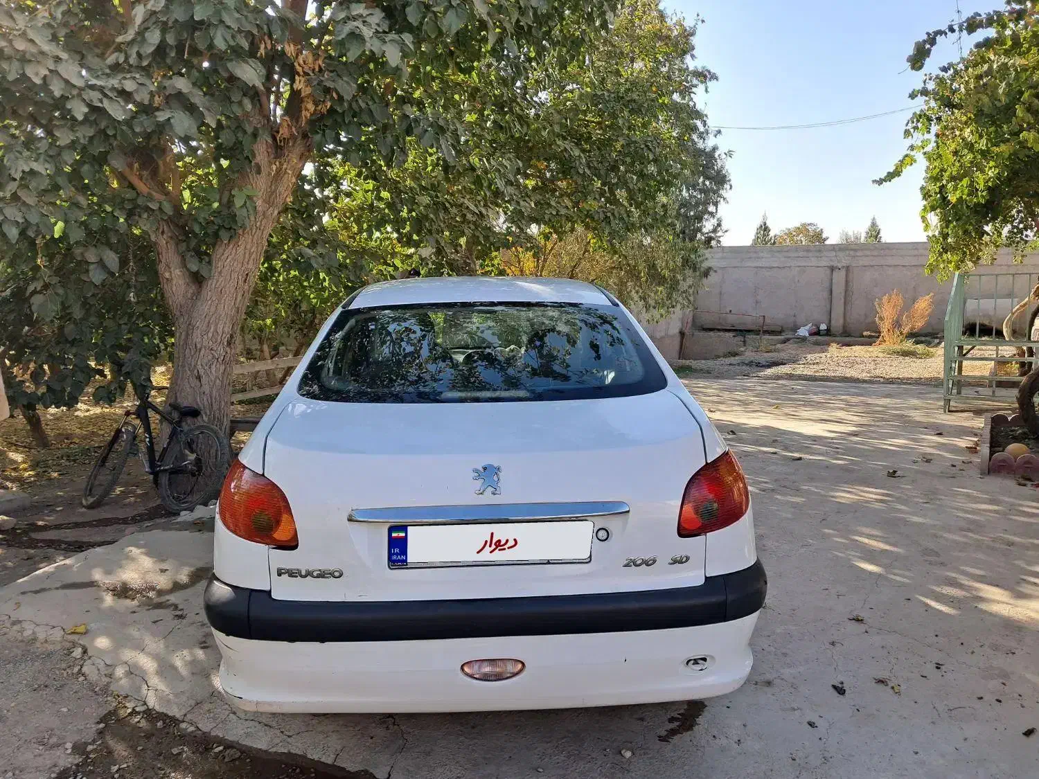 پژو ۲۰۶ صندوق دار v2 - 1390