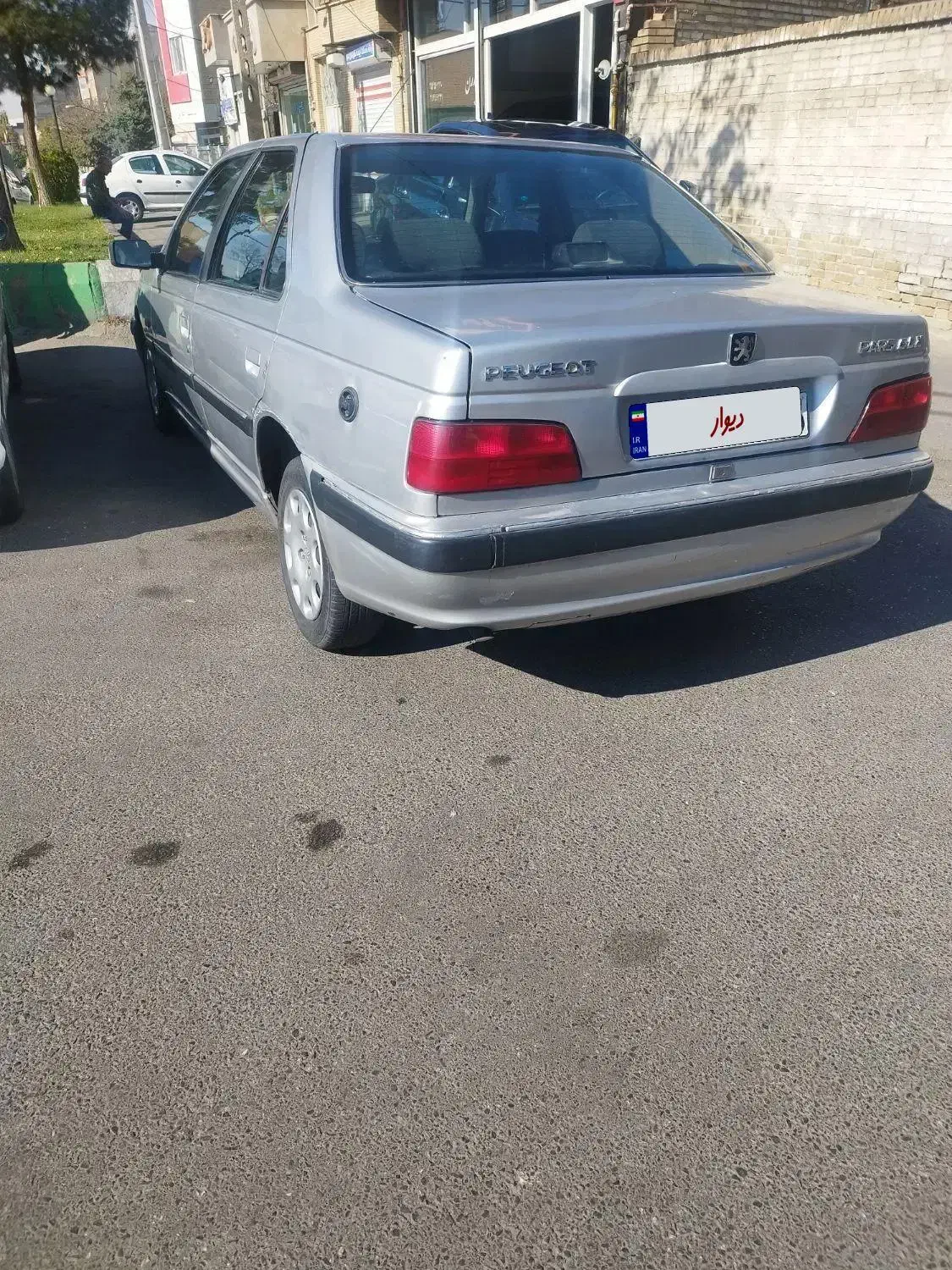 پژو پارس سال - 1383