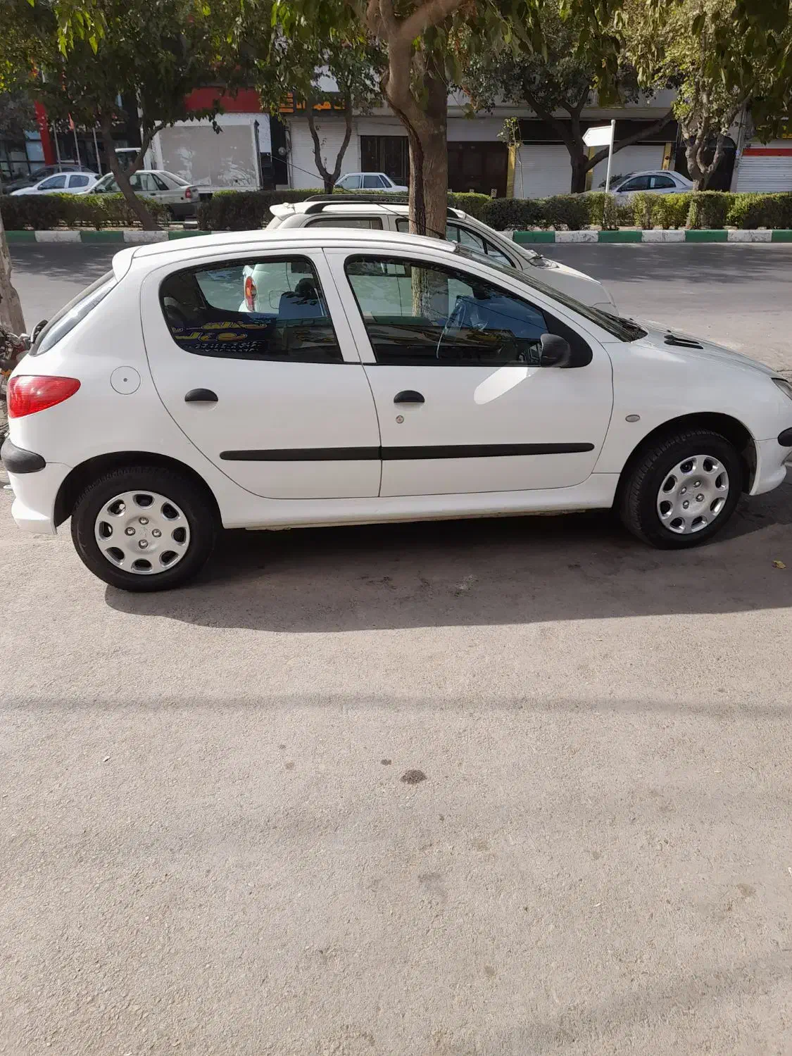 پژو 206 تیپ 2 - 1396