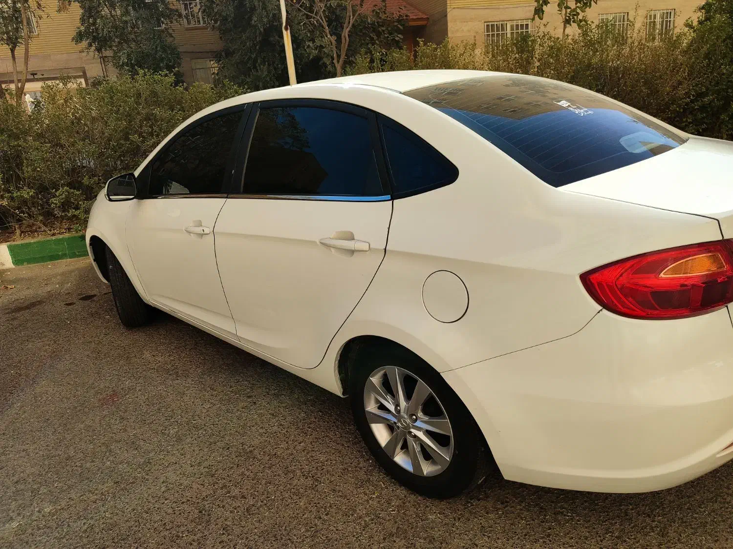 جک J4 اتوماتیک ساده - 1399