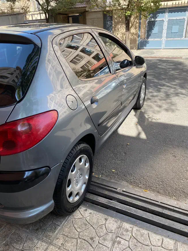 پژو 206 تیپ 5 - 1396