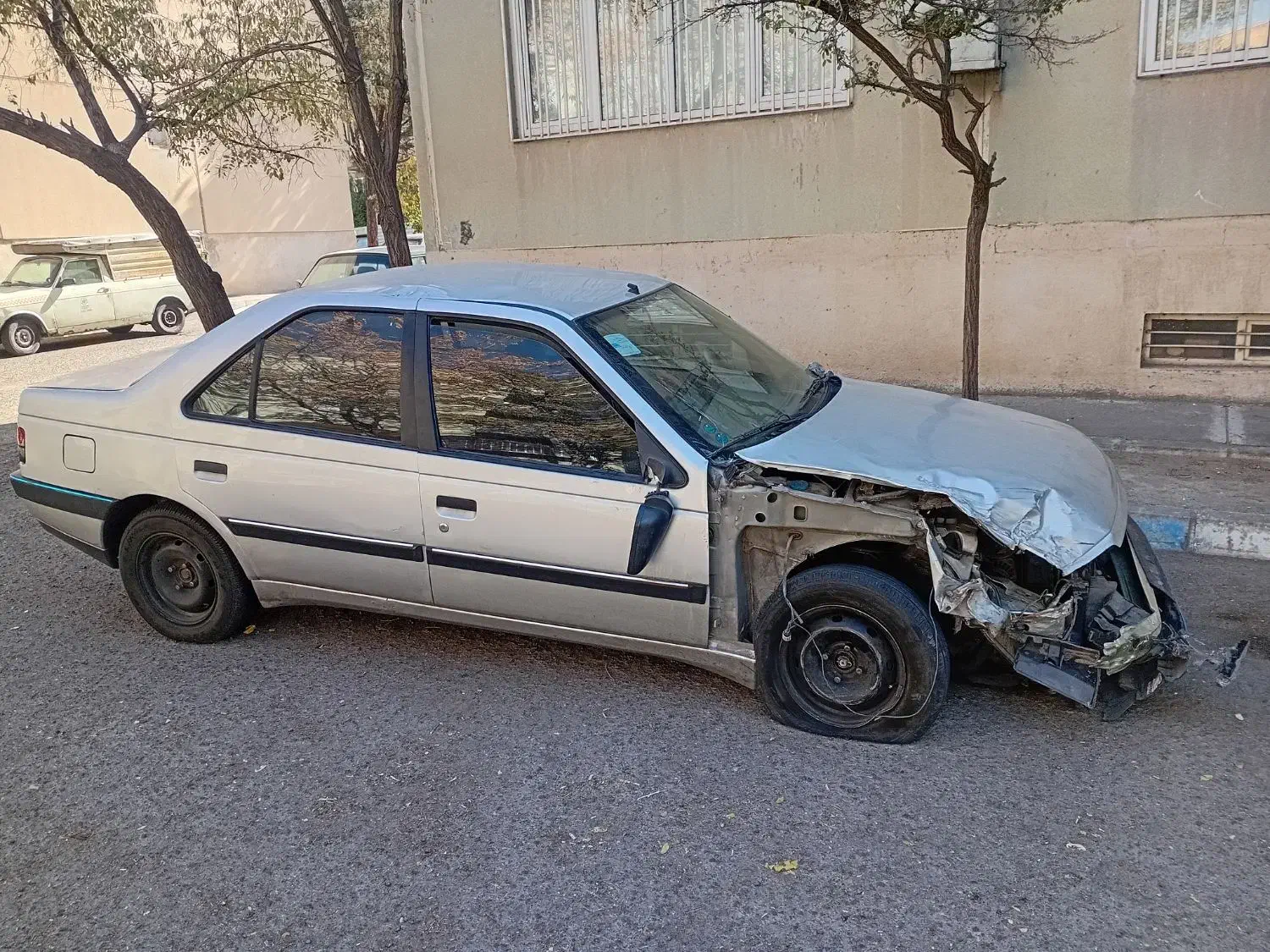 خودرو پژو، 405 آگهی ann_20907471