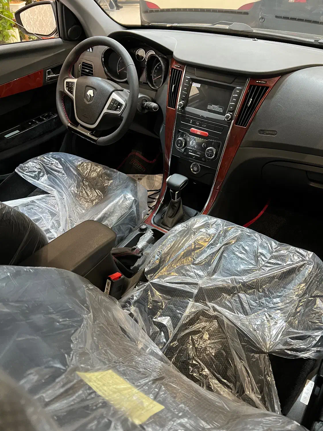 دنا پلاس توربو اتوماتیک - 1403