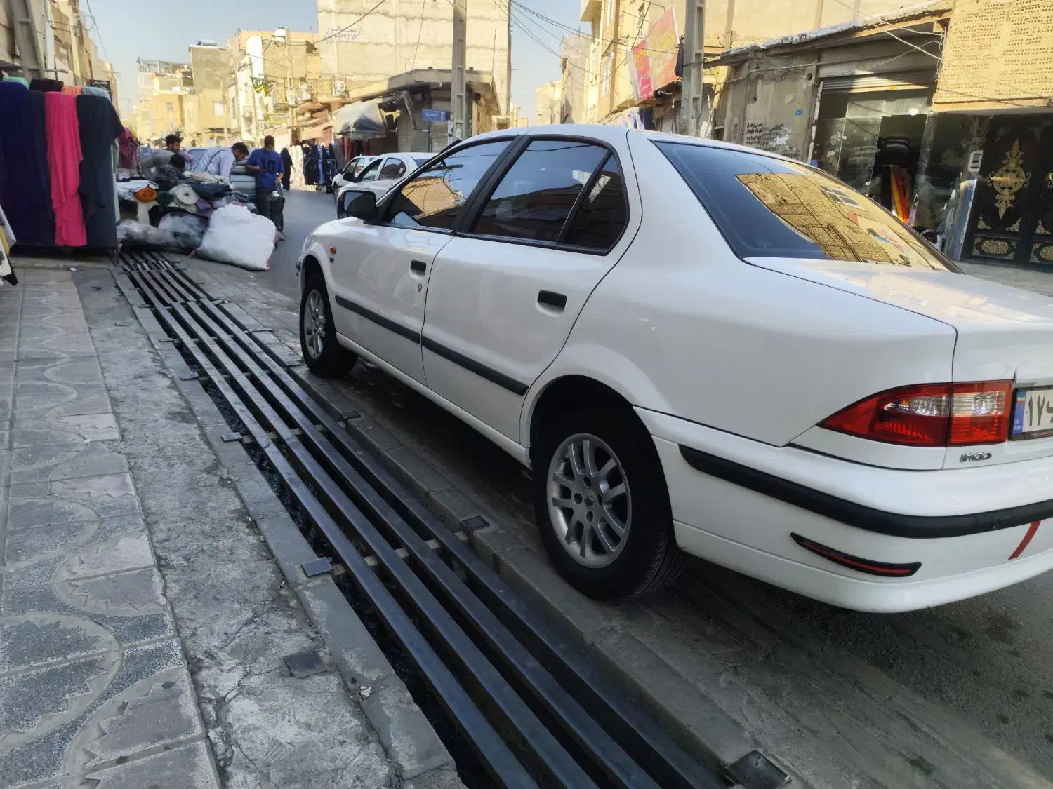 سمند LX XU7 - 1395